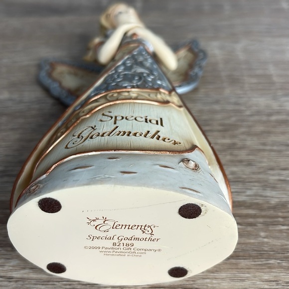 Elements 2009 Special Godmother Angel Figurine Pavillion Gift Co Handcrafted - Picture 7 of 10